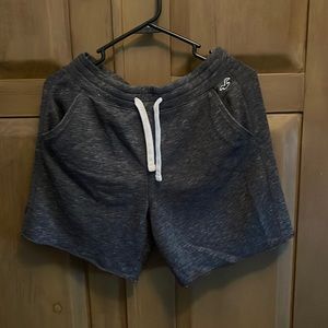 Hollister Mens short size small